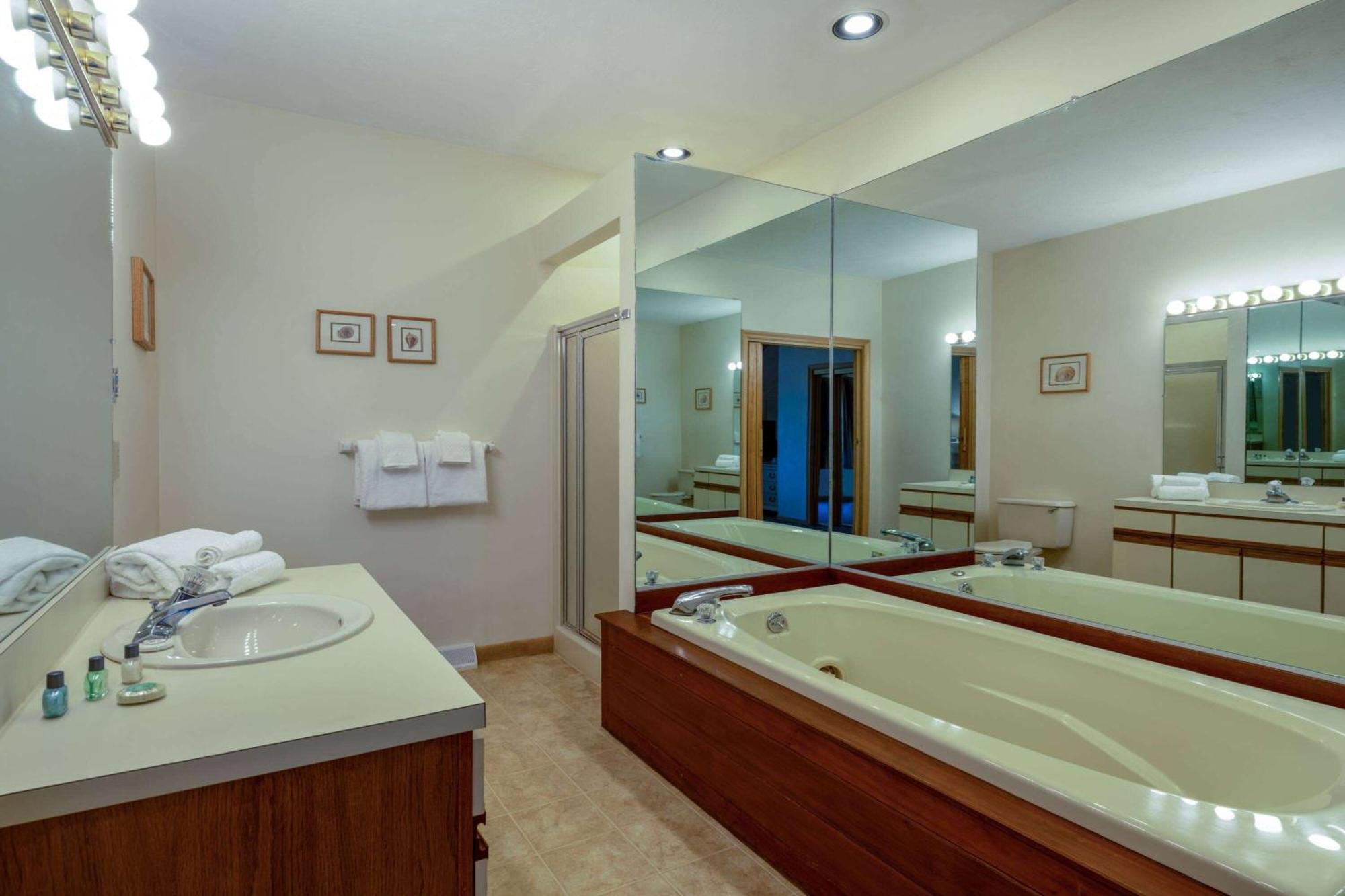 Southcape Resort Mashpee A Ramada By Wyndham Exteriör bild